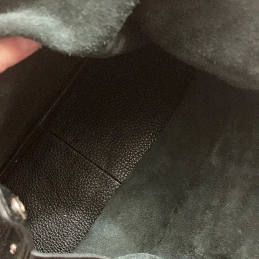 Michael kors soft leather shoulder bag